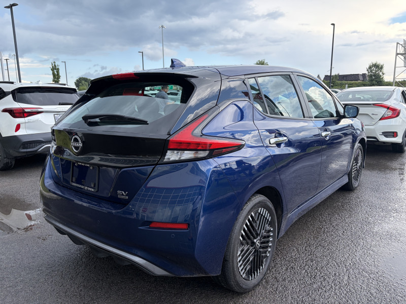 2024 Nissan LEAF