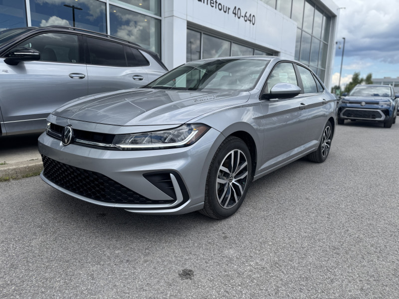 Silver 2025 Volkswagen Jetta Sedan Automatic